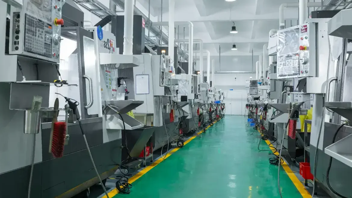 ZH-Precision-CNC-Machining-Shop-1-1-edited.webp
